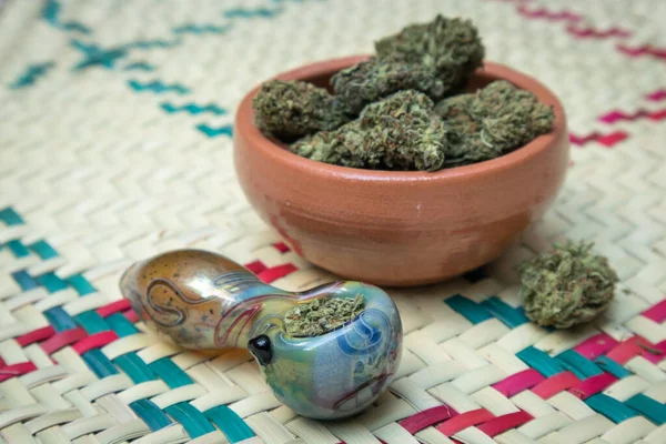 Earthenware Clay Bowl Filled Cannabis Flowers Sitting Next Glass Pipe — Stock Photo, Image