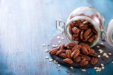 Pekan somun, sağlıklı vegan aperatif, vitaminler, diyet