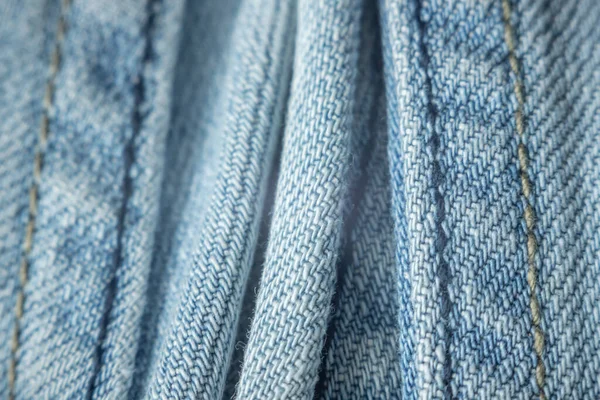 Mavi Beyaz Kot Pantolon Katları Makro Fotoğrafçılık Tekstil Kumaş Ayrıntıları — Stok fotoğraf