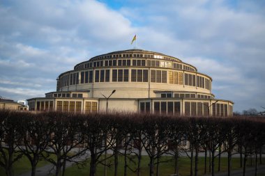 Wroclaw, Polonya 'da Hala Ludowa (Halk Salonu) olarak da bilinen Hala Stulecia (Centennial Hall)