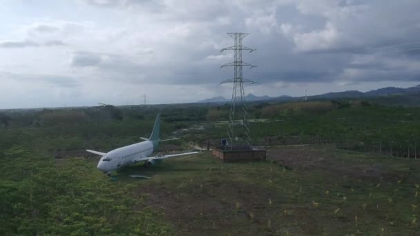 Avión abandonado oeste bali negara jembrana — Vídeos de Stock