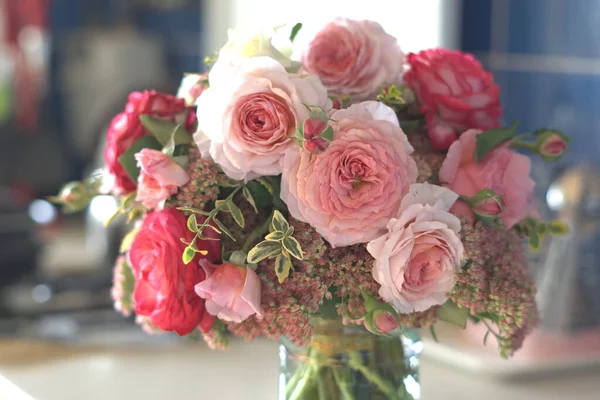 Bouquet Pink Red Roses — Stock Photo, Image