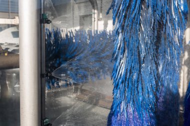 Araba yıkama, otomatik araba yıkama.