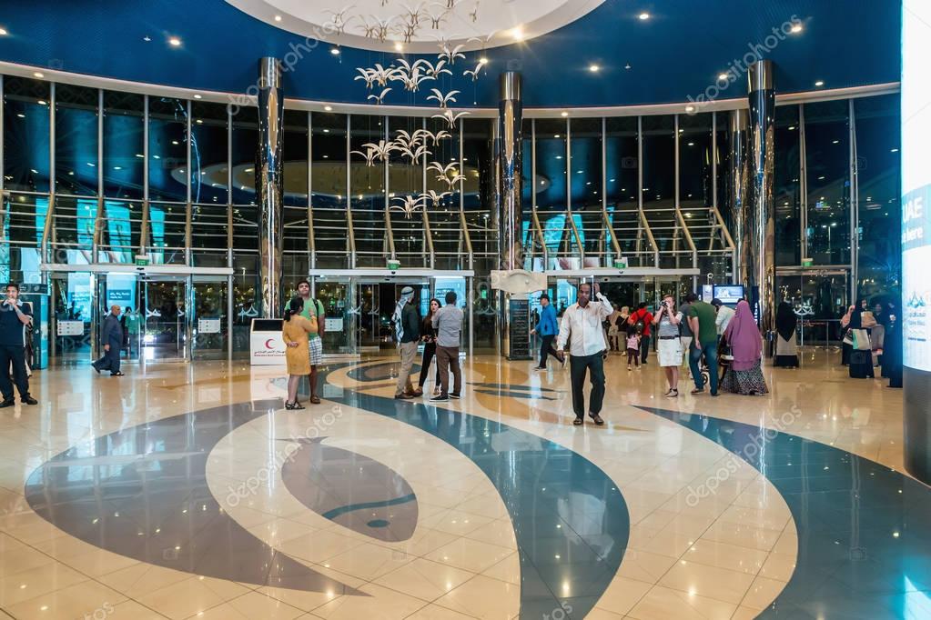 ABU DHABI - NOVEMBER 4, 2016: Entrance inside a large ...