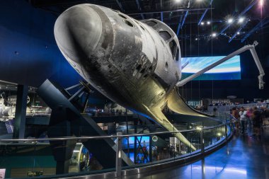 Kennedy Uzay Merkezi, Florida, ABD - Sebruary 19, 2017: uzay mekiği Atlantis, Kennedy Uzay Merkezi ziyaretçi kompleksinin