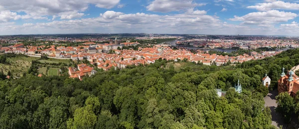 Castelo de Praga e Catedral de São Vito, República Checa. Vista panorâmica — Fotografia de Stock