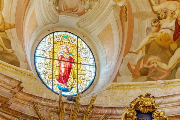 KRTINY,CZE - 15th JUNE 2017. Interior monastery in Krtiny, Czech Republic. Virgin Mary, Baroque monument. Architecture, Jan Santini Aichel — Stock Photo, Image