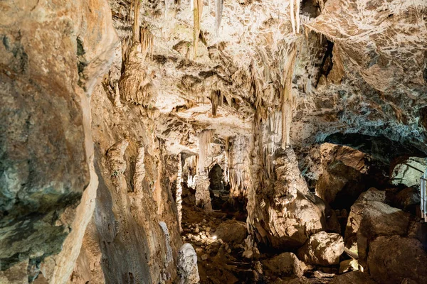 Punkva Cave in the Moravian Karst Area near Brno, Czech Republic. An incredible stalactite in the Moravian Karst — Stock Photo, Image