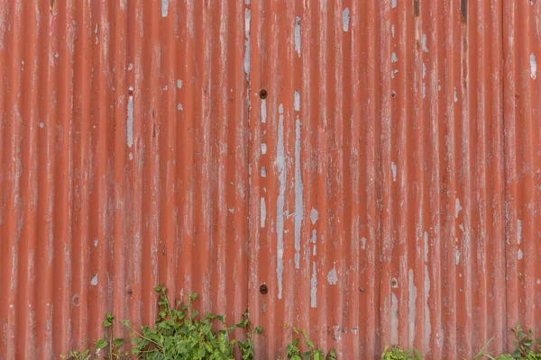 Corrugated sheet, sheet metal, old, cracked lacquer — Stock Photo, Image