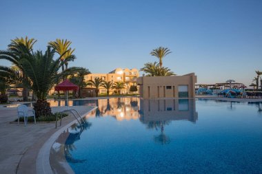 Yüzme Havuzu bir lüks Karayipler, tropik tatil, Tunus