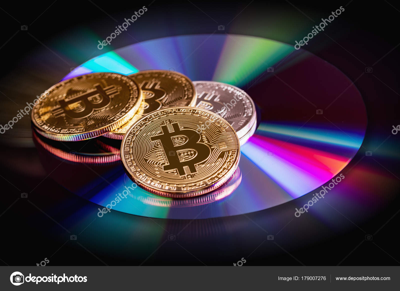 ビットコイン仮想通貨 Bitcoin との取引 仮想通貨を購入する危険性 暗号通貨背景コンセプト ストックエディトリアル用写真 C Nadak2 ビットコイン仮想通貨 Bitcoin との取引 仮想通貨を購入する危険性 暗号通貨背景コンセプト ストックエディトリアル用写真 C Nadak2
