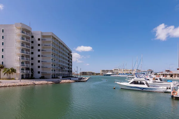 Modrá Marina na Varadero, Kuba — Stock fotografie