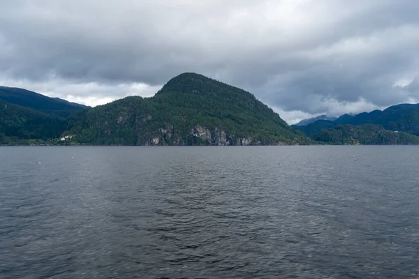 View from the fjord cruise of Bergen on the beautiful mountain in Norway, North Europe — Stock Photo, Image