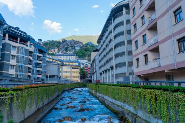 Andorra la Vella 'nın güzel manzarası, Andorra' nın başkenti. Avrupa 'nın ve dünyanın en küçük ülkelerinden biri..