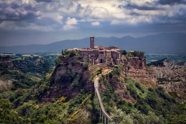 Civita Bagnoregio Πόλη Που Πεθαίνει Αρχαίο Χωριό Σκαρφαλωμένο Μια Κατολίσθηση — Φωτογραφία Αρχείου