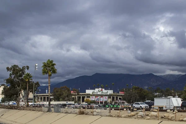 Rose Bowl στο Πασαντένα, Καλιφόρνια κατά τη διάρκεια της set-up προετοιμασίες για το 2017 Rose Bowl παιχνίδι ποδοσφαίρου Φωτογραφία Αρχείου