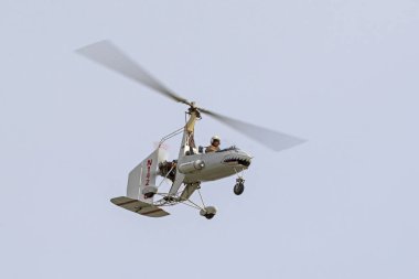 2017 kablo Air Show'da California uçan helikopter