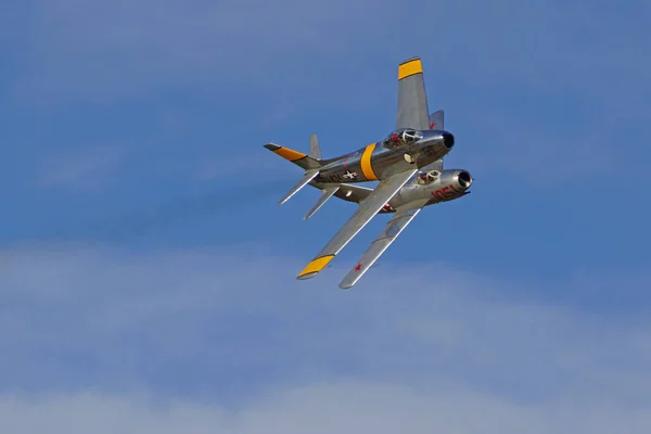 Airplanes Korean Era fighter jets flying at the air hsow — Stock Photo, Image