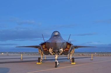Uçak F-35 yıldırım stealth avcı gündoğumu 2017 Los Angeles Air Show sırasında