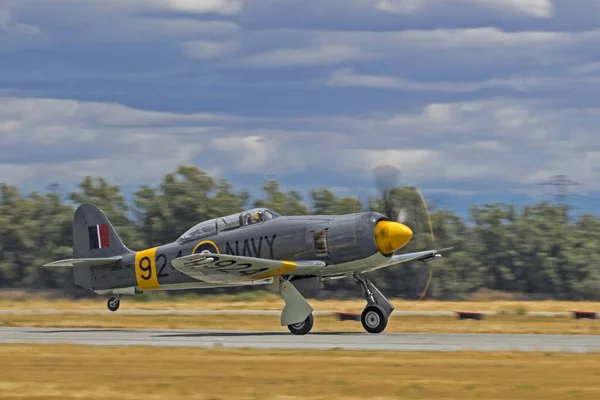 Airplane vintage WWII Hawker Sea Fury take-off at California air show — Stock Photo, Image