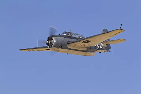 Αεροπλάνο Wwii Tbm Avenger που φέρουν στο airshow έξω από το Λος Άντζελες — Φωτογραφία Αρχείου