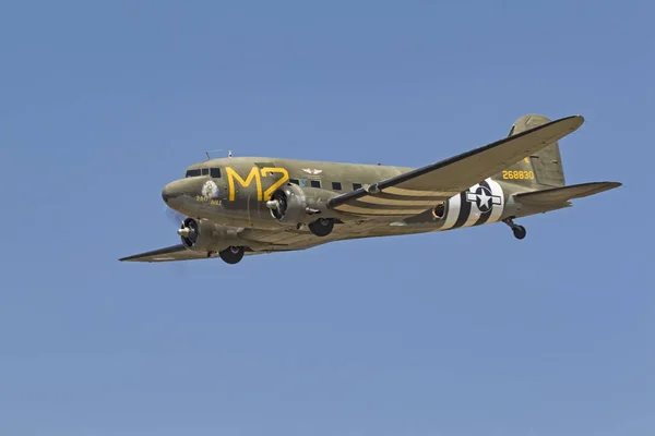 Flygplan C-53 Skytrooper D-Day docka vintage Wwii flygplan — Stockfoto