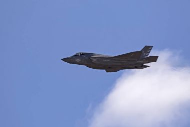 Uçak F-35 yıldırım jet avcı uçağı