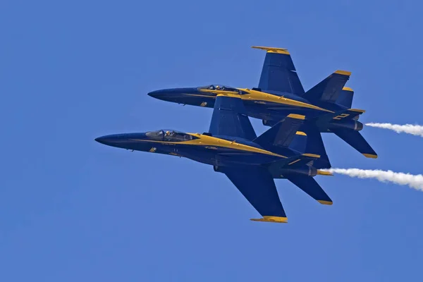 Blue Angels Jet Fighters Flying 2017 Huntington Beach Airshow California — Stock Photo, Image