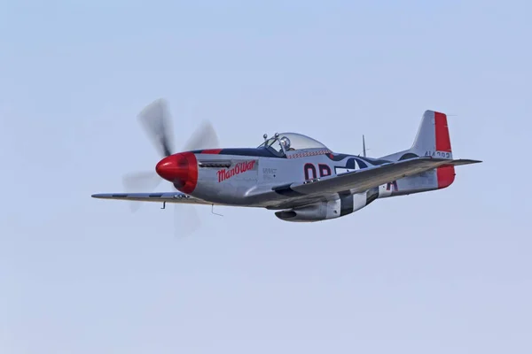 Samoloty Lecące Mustang Los Angeles Air Show Los Angeles California — Zdjęcie stockowe