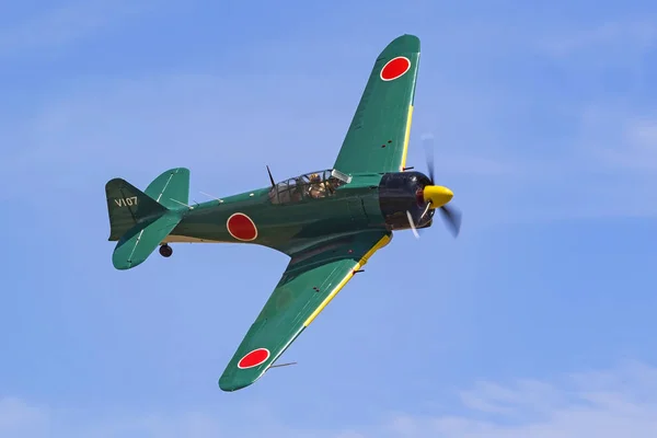 Airplane Wwii Japanese Kate Bomber Aircraft Flying Airshow Chino California — Stock Photo, Image