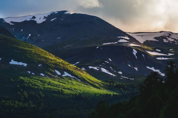 Uma Impressionante Cordilheira Pôr Sol Distrito Ulagansky República Altai Rússia — Fotografia de Stock