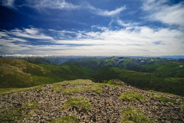 Vista Espetacular Topo Montanha Para Encostas Prados Montanha Distrito Ulagansky — Fotografia de Stock
