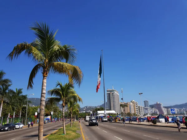 Avenida Costera Acapulco Fora Parque Papagayo Mastro Bandeira Dezembro — Fotografia de Stock