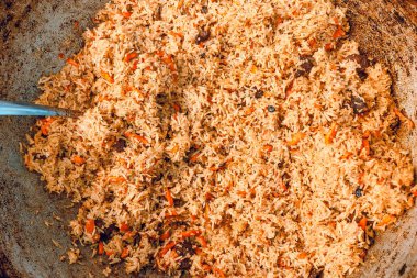 Kaşıkla klozette pilav pişirdim. Pilaf. Hobi olarak yemek pişirmek. Profesyonel aşçılık..