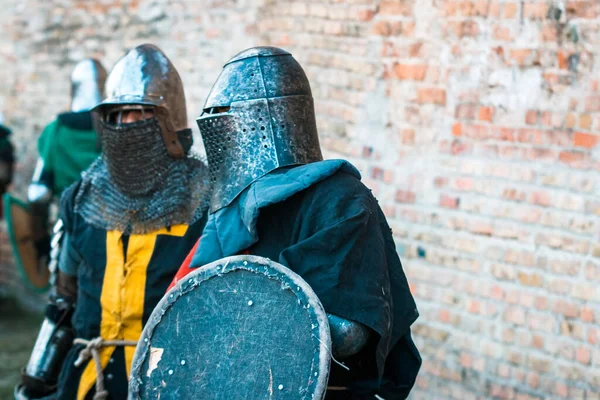 Zwei Ritter Rüstung Die Historische Wiederherstellung Militärischer Ereignisse — Stockfoto