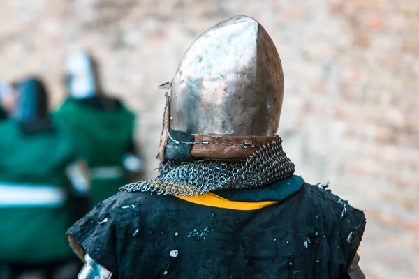 Tre Cavalieri Medievali Armatura Restauro Storico Degli Eventi Militari — Foto Stock