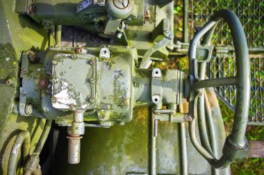 Askeri havan topunun ayrıntıları. Askeri teçhizat müzesi. Savaş tatbikatları.