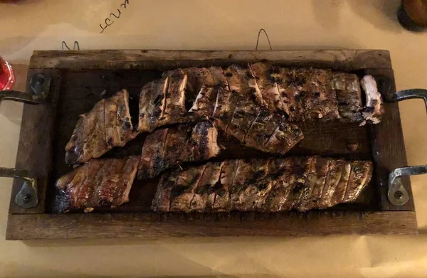 Arsenal Pirzola ve Ruhlar. Ortaçağ temalı restoran