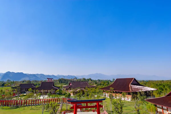 Chiang Mai Tayland 'daki Japon Kültürü Hinoki Kasabası. Kuş gözü.