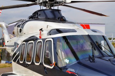 Helikopterin pervanesi.