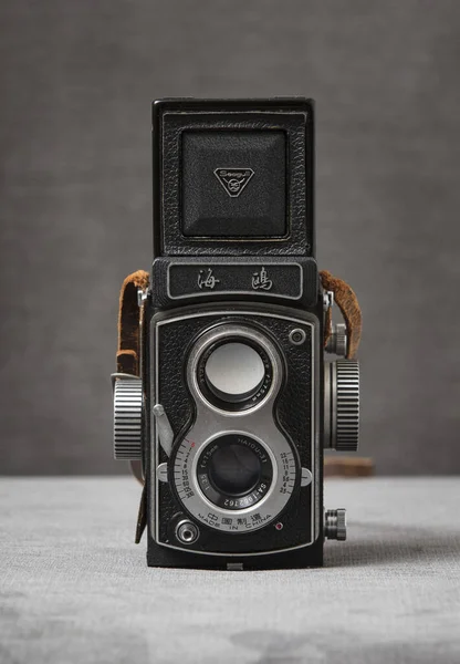 Seagull Tlr Twin Lens Reflex Camera Brown Strap Grey Background — Stock Photo, Image