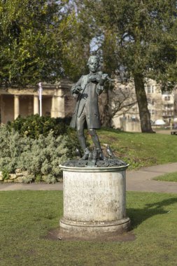 Bath, Somerset, Birleşik Krallık, 22 Şubat 2019, Geçit Bahçelerinde Wolfgang Amadeus Mozart Heykeli