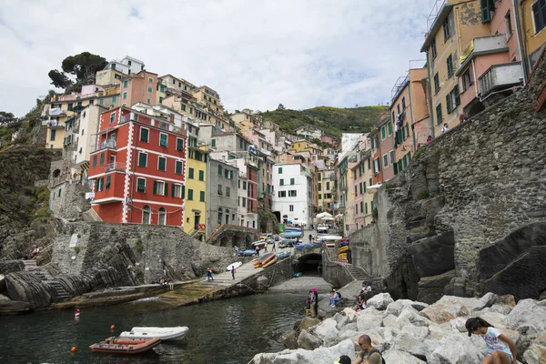 Uma Vista Aldeia Cinque Terre Riomaggiore Spezia Ligúria Itália Maio — Fotografia de Stock
