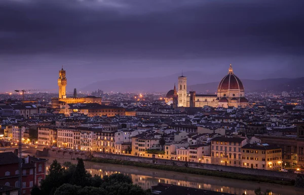 Veduta Firenze Durante Tramonto Mostrando Fiume Arno Palazzo Vecchio Duomo — Foto Stock