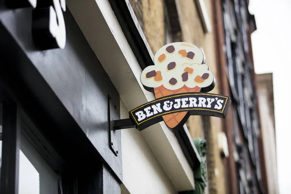 Londra, Birleşik Krallık, 17 Temmuz 2019, Ben ve Jerry 'nin Soho Tabelası