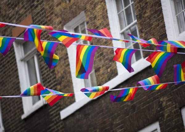 Londres Reino Unido Julho 2019 Bandeiras Orgulho Bunting Penduradas Soho — Fotografia de Stock