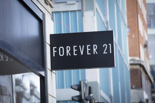 Forever 21 New York City Stock Photos - 394 Images