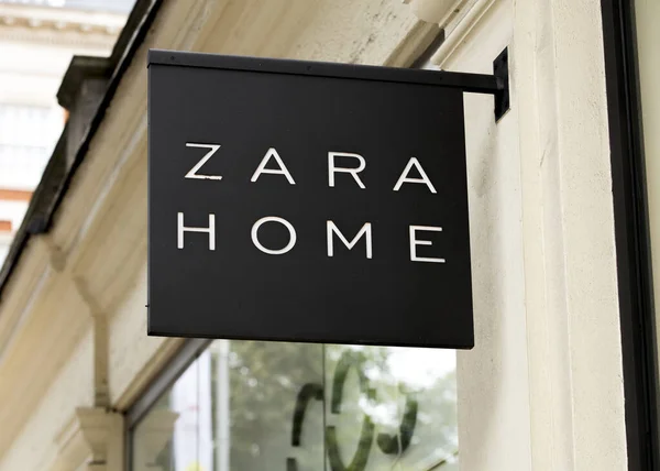 Zara home Stock Photos, Royalty Free Zara home Images | Depositphotos