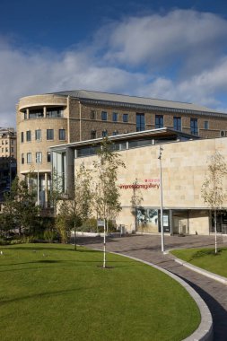 Bradford, Batı Yorkshire, İngiltere, Ekim 2013, Bradfords City Par 'daki Centenary Square manzarası