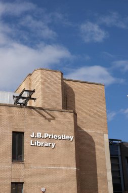 Bradford, West Yorkshire, İngiltere, Ekim 2013, Bradford Üniversitesi JB Priestley Kütüphanesi